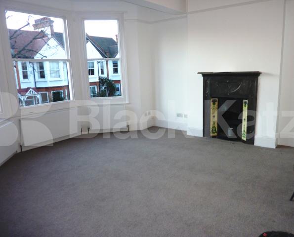 			NEW INSTRUCTION!, 2 Bedroom, 1 bath, 1 reception Flat			 Finstock Road , LADBROKE GROVE